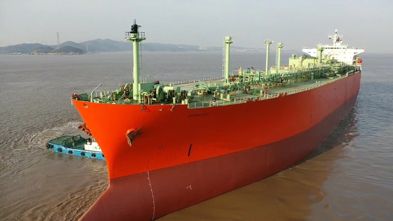 Zhoushan Huafeng Company once again completed  the cold LPG ship repair